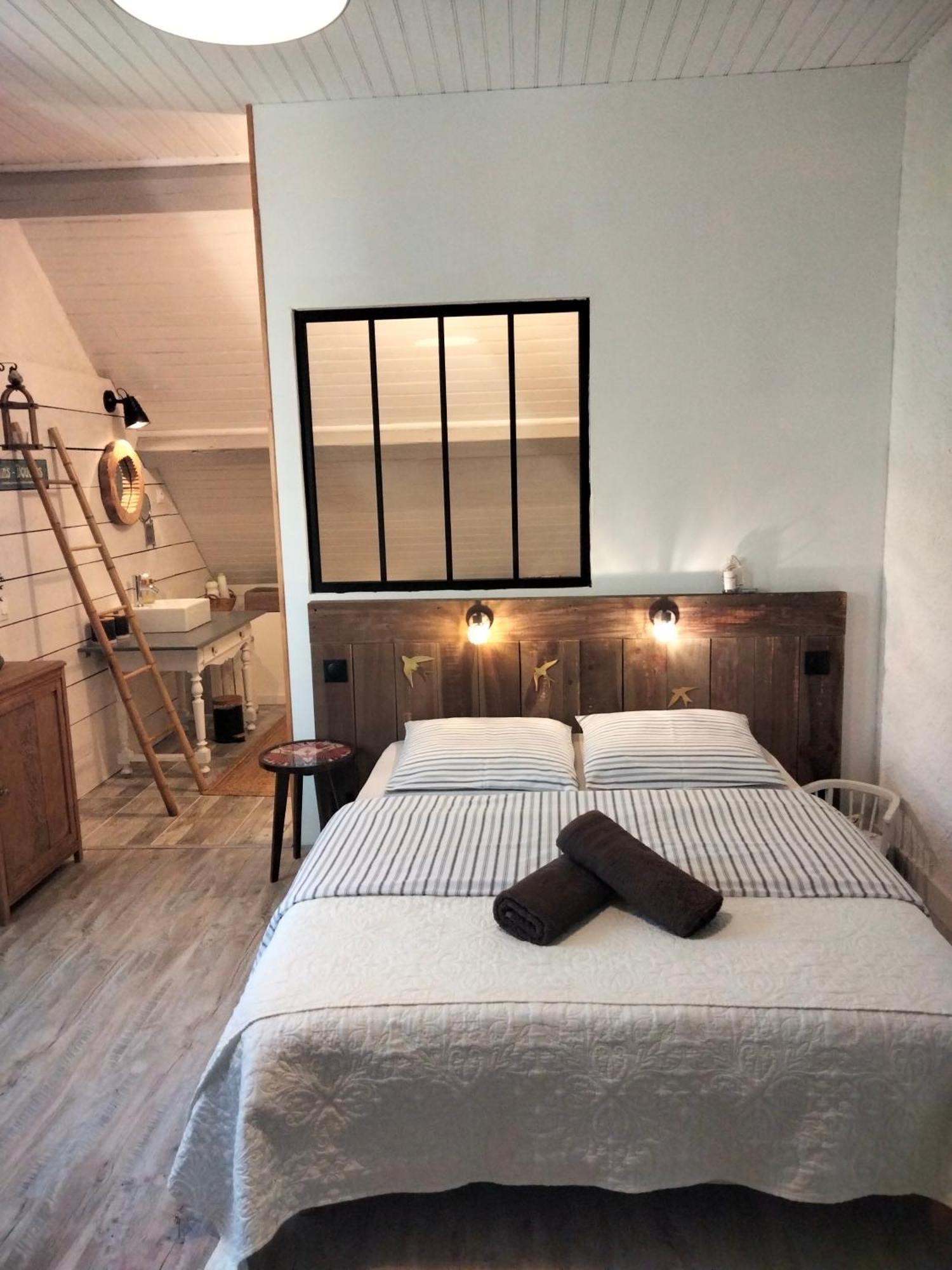 Chambre Telma 2 Pers Avec Piscine "Mon Lit Au Pre" Couples Ou Femmes Seulement Pontours Extérieur photo